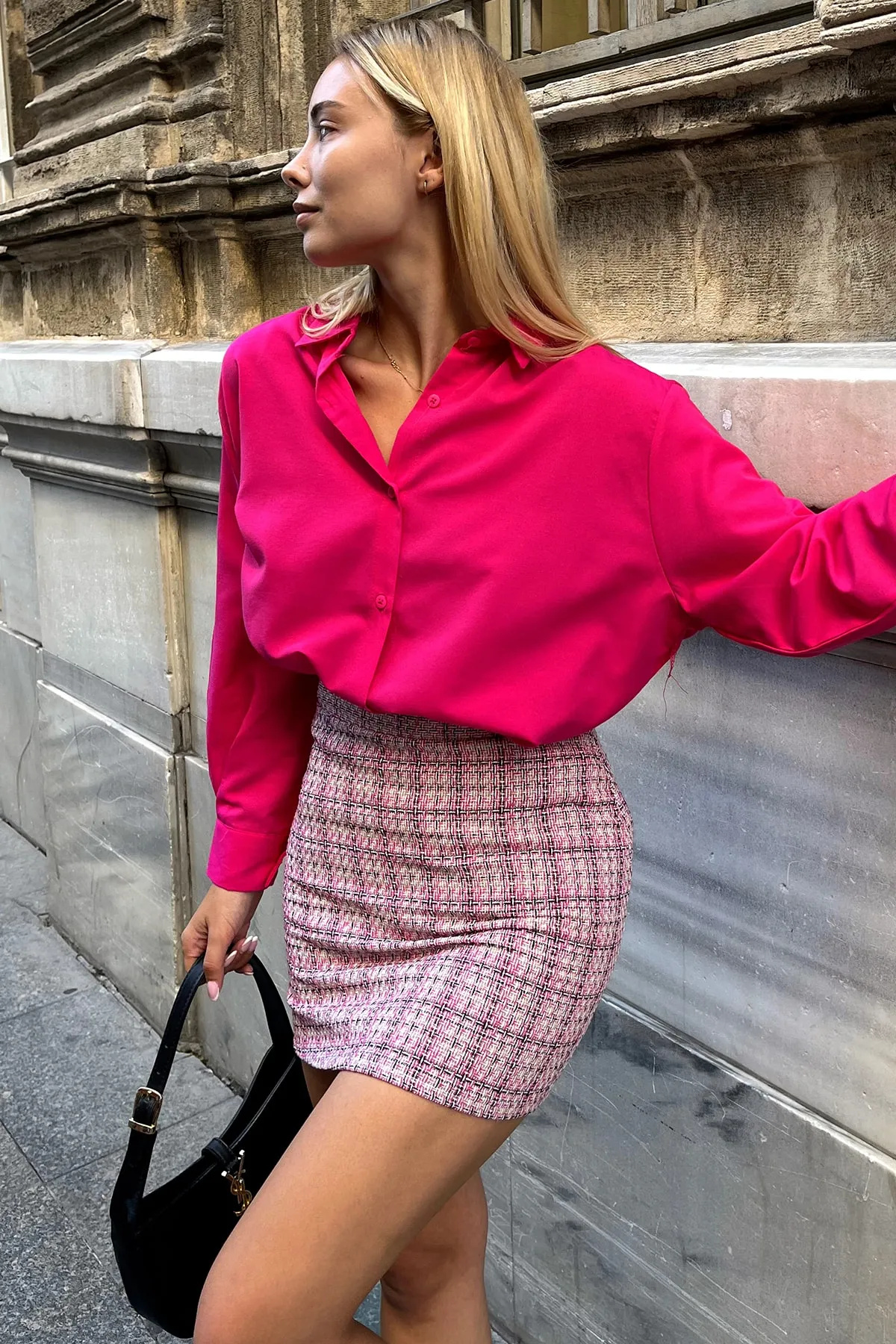 Trend Alaçatı Stili  Rosa Chanel-Minirock mit minimalem Muster und Reißverschluss hinten für Damen HN08049