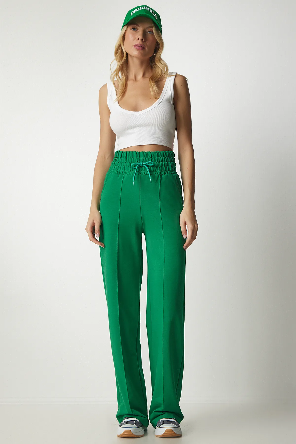 Happiness İstanbul  Grüne Basic-Strick-Jogginghose mit Taschen für Damen XR00018