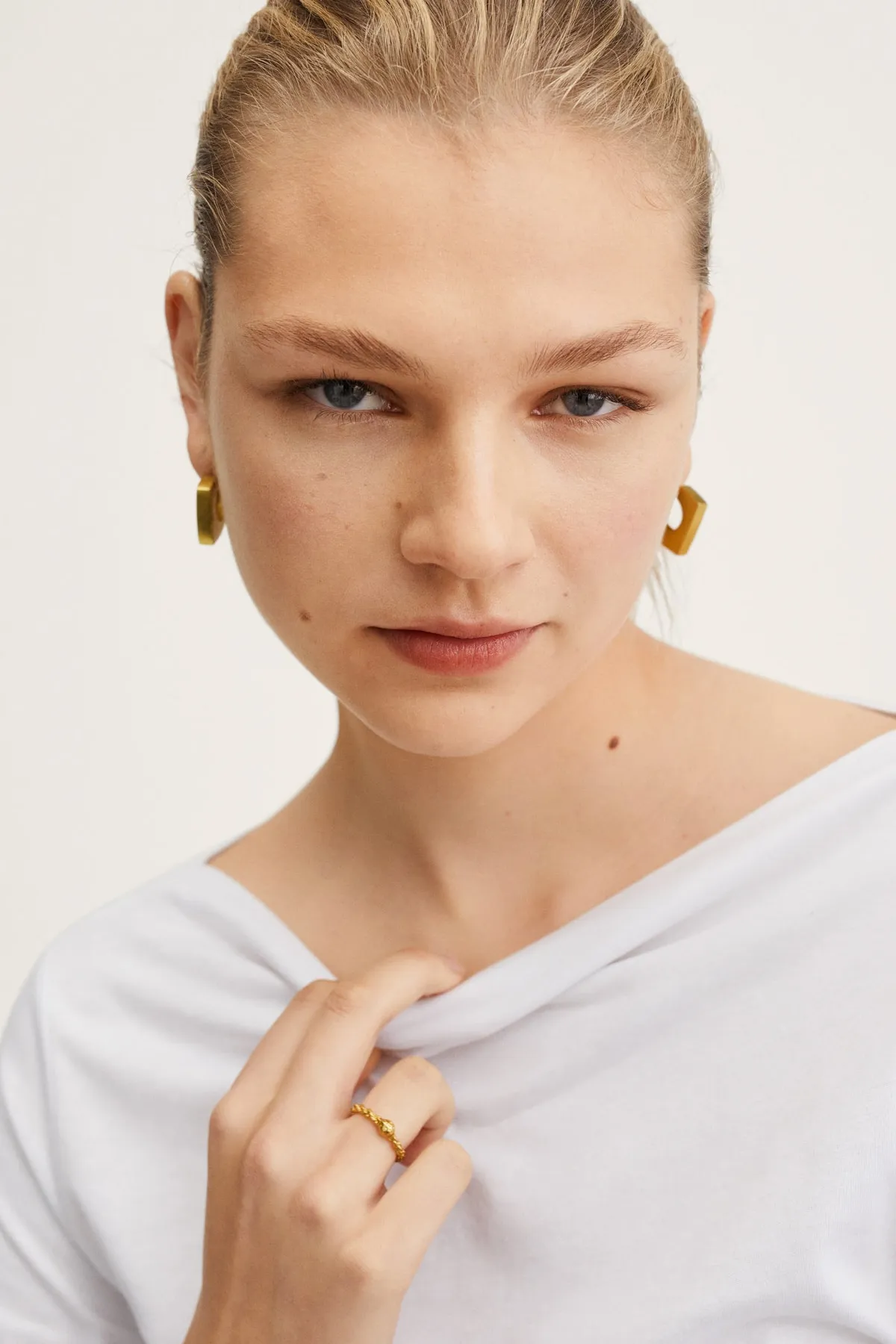 MANGO  27013257 Frau / Mädchen Weiß