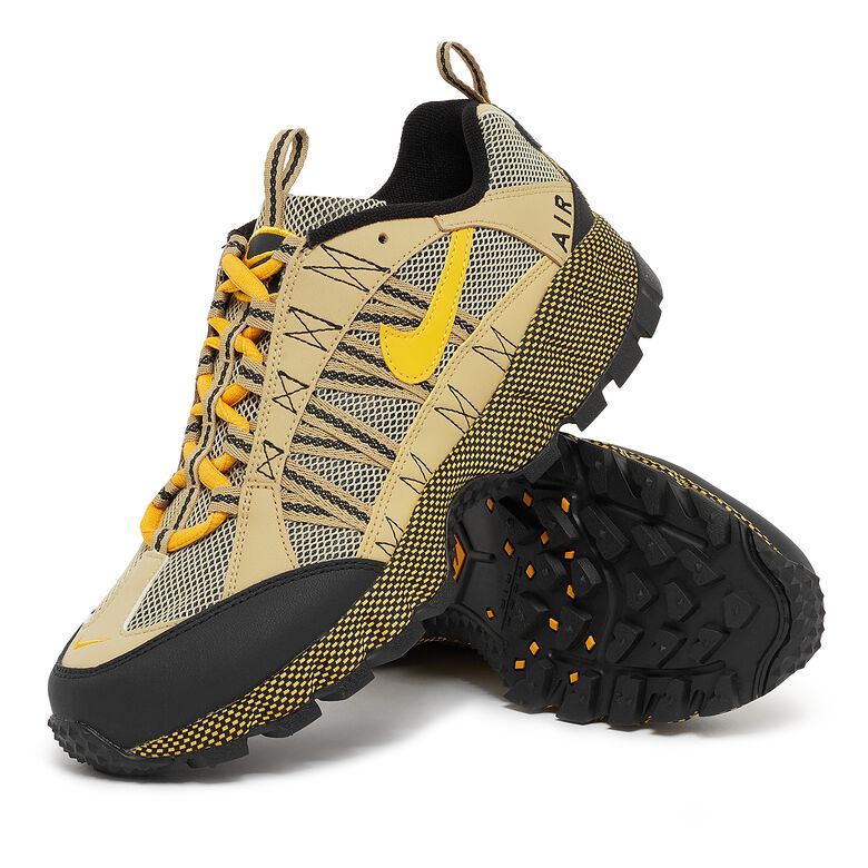 NIKE Wmns Air Humara QS 