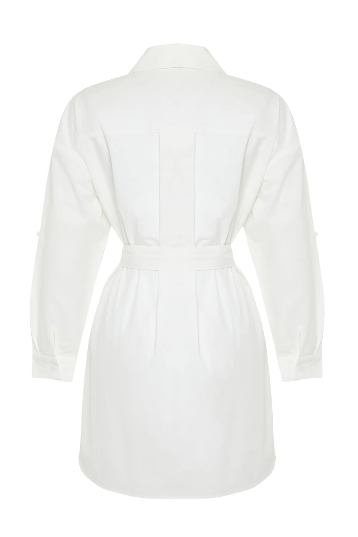 Trendyol Collection  Weißes, gewebtes Mini-Hemdkleid aus 100 % Baumwolle mit Gürtel TWOSS24EL00339