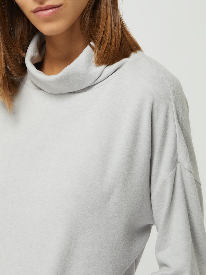Sweatshirt mit Rollkragen in mittelgrau meliert