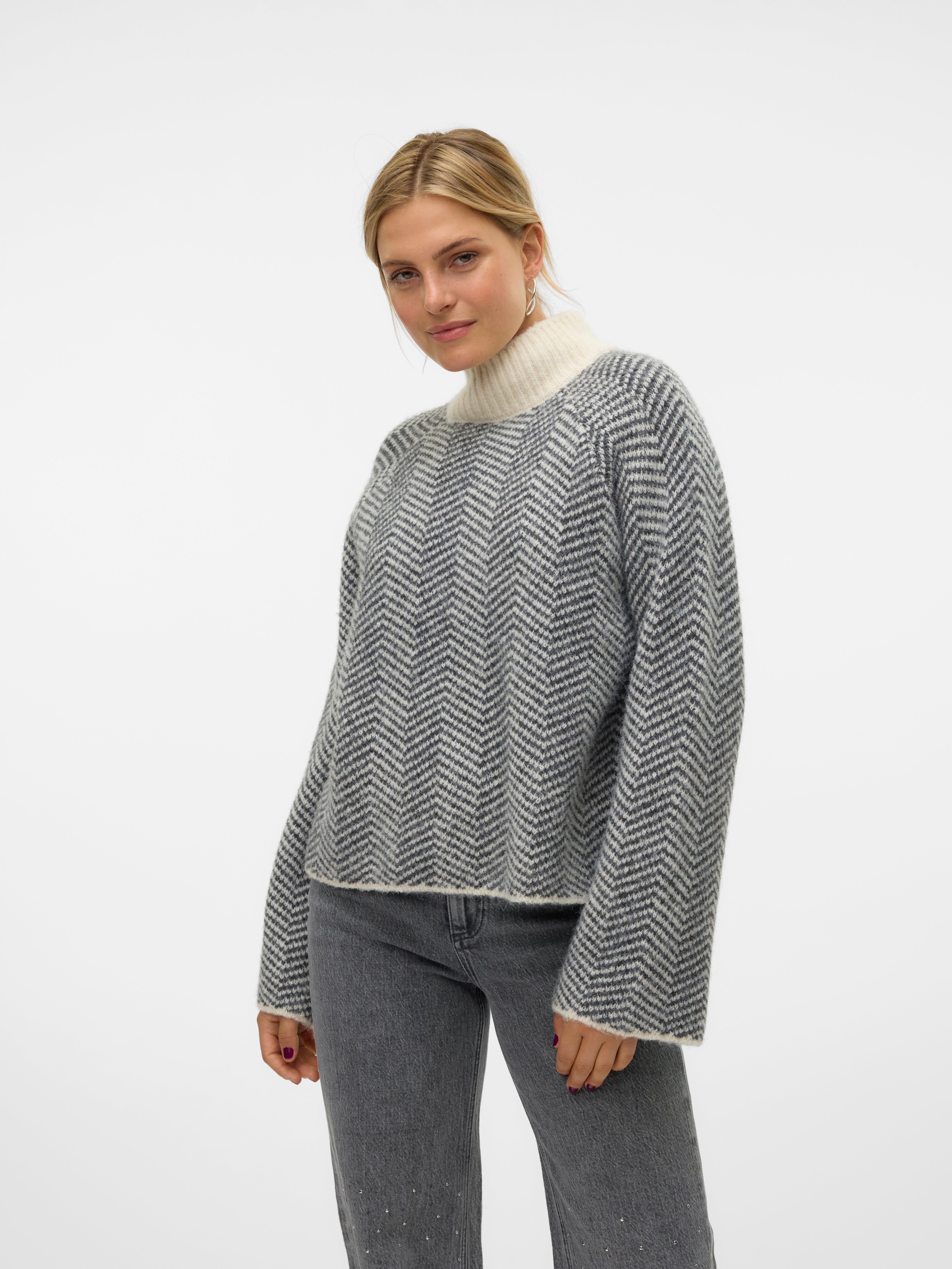 VMNAOMI Pullover