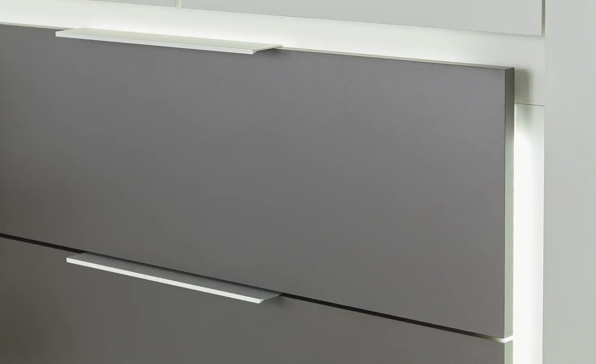 Kleiderschrank