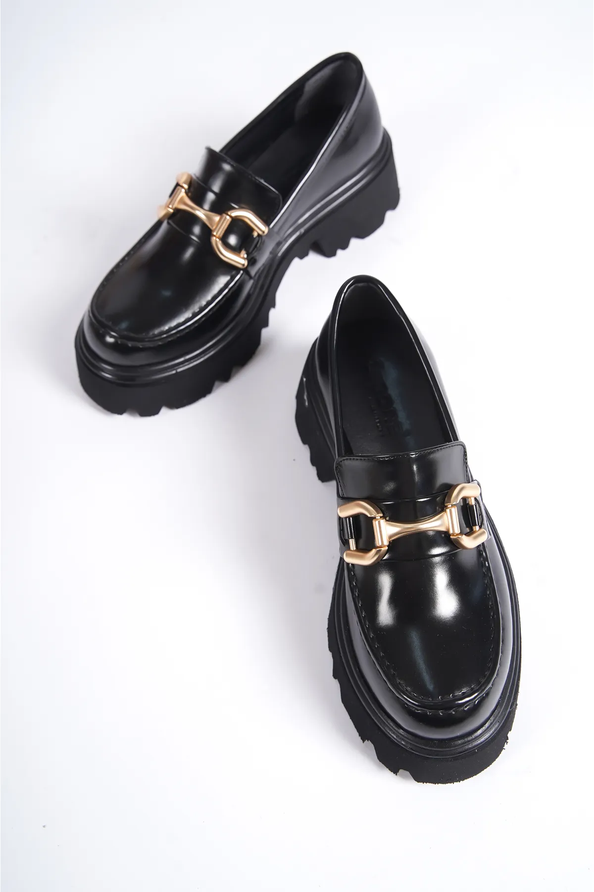 Capone Outfitters  Damen-Loafer mit runder Zehenpartie