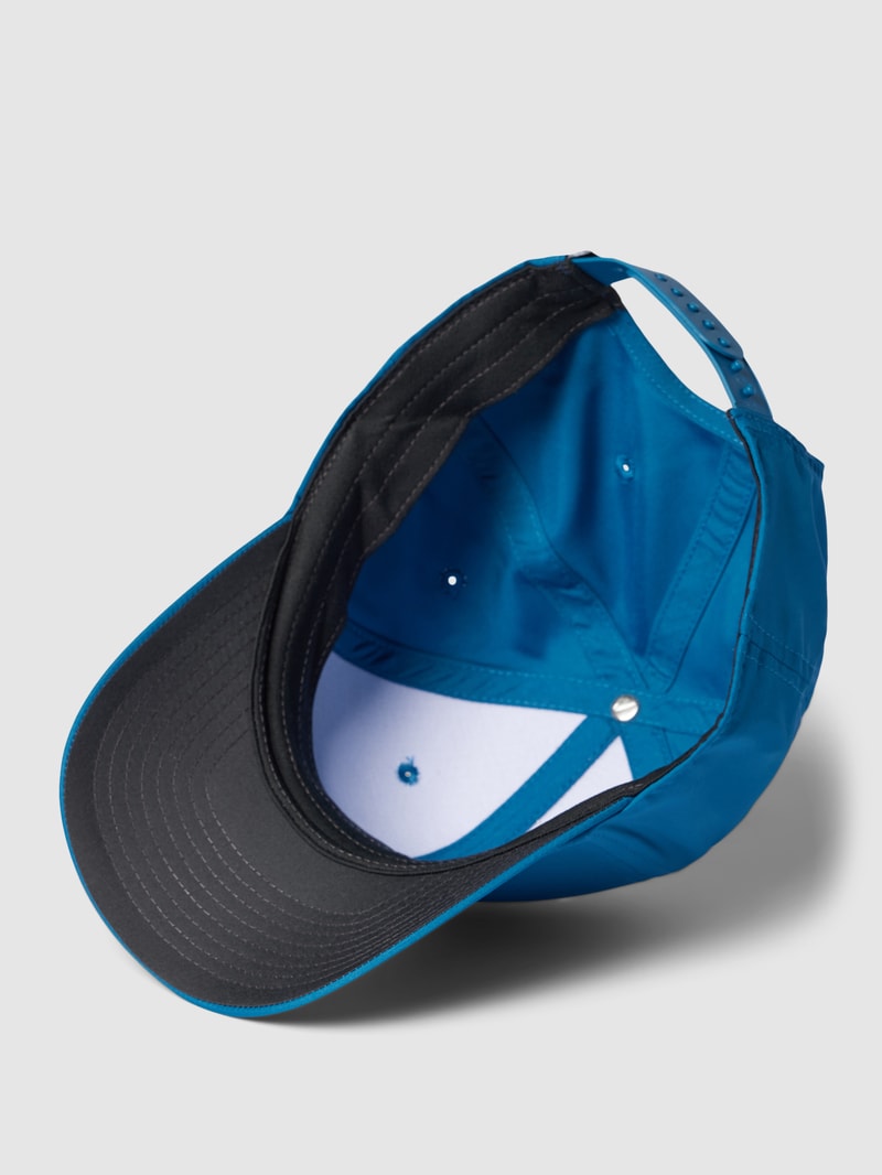 Basecap mit Label-Print in bleu