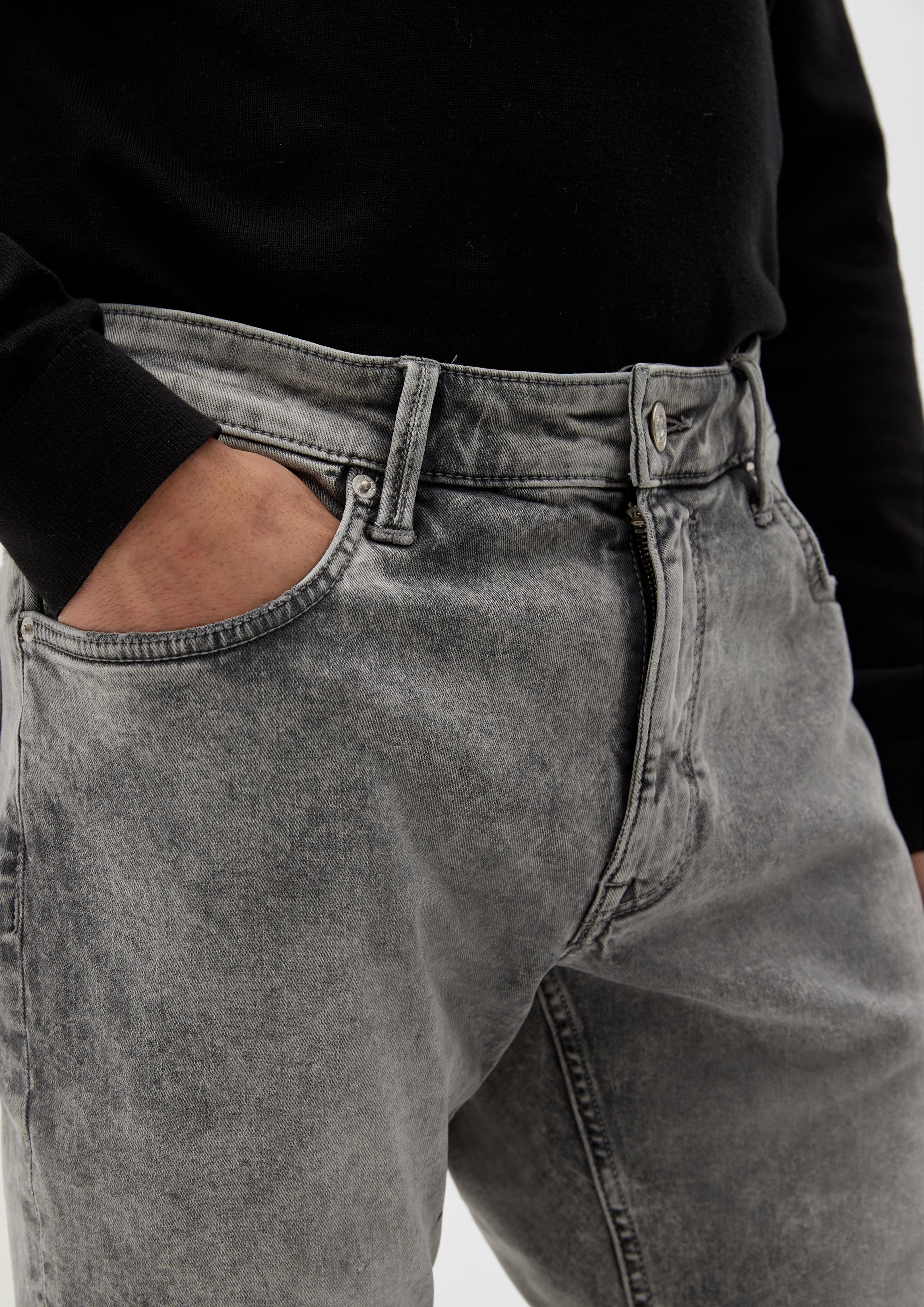Jeans / Slim Fit / High Rise / Tapered Leg  2130363-93Z1