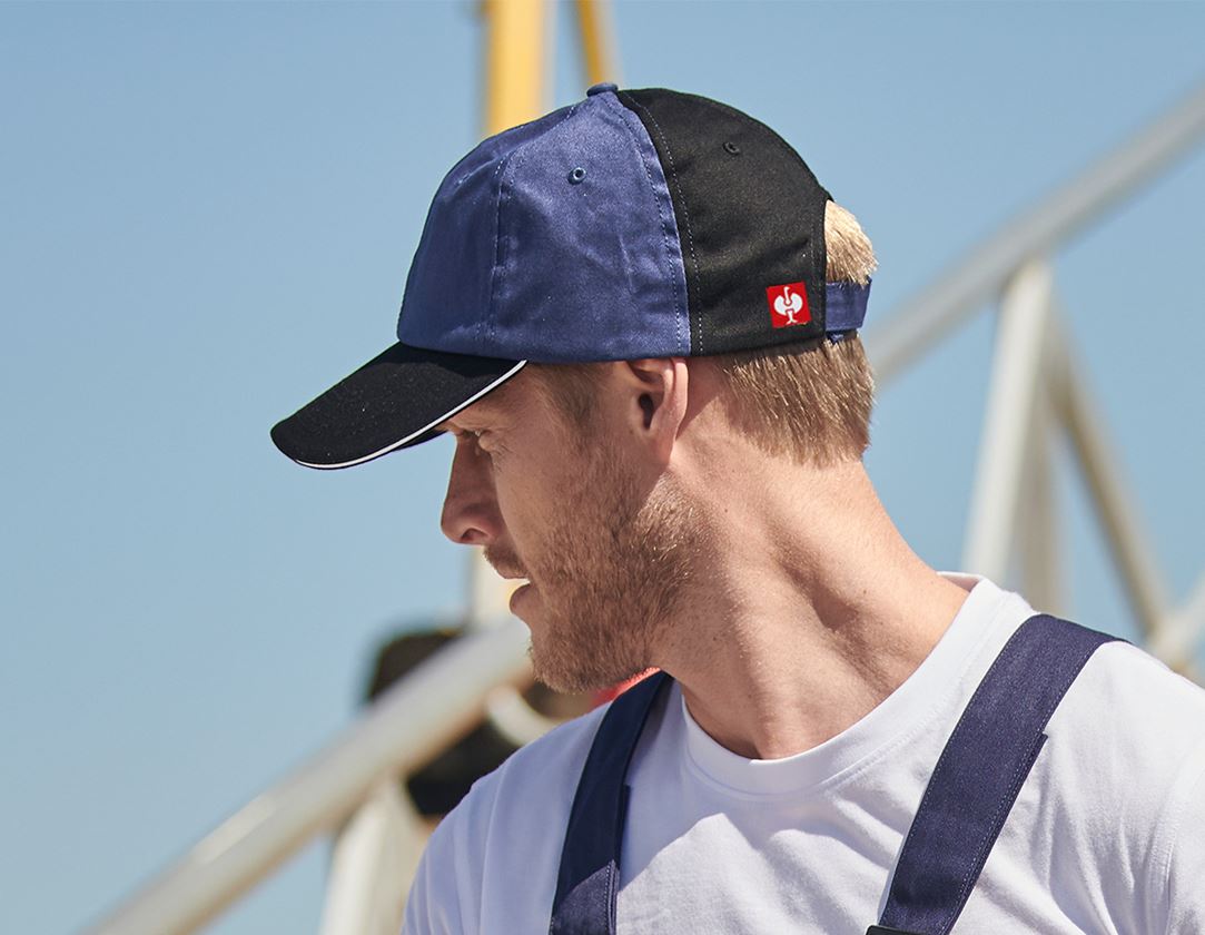 e.s. Cap color