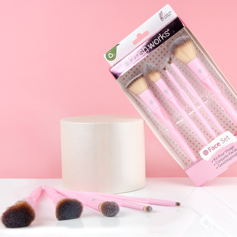 Brushworks Set de maquillage essentiels visage HD Rose Kit de pinceaux