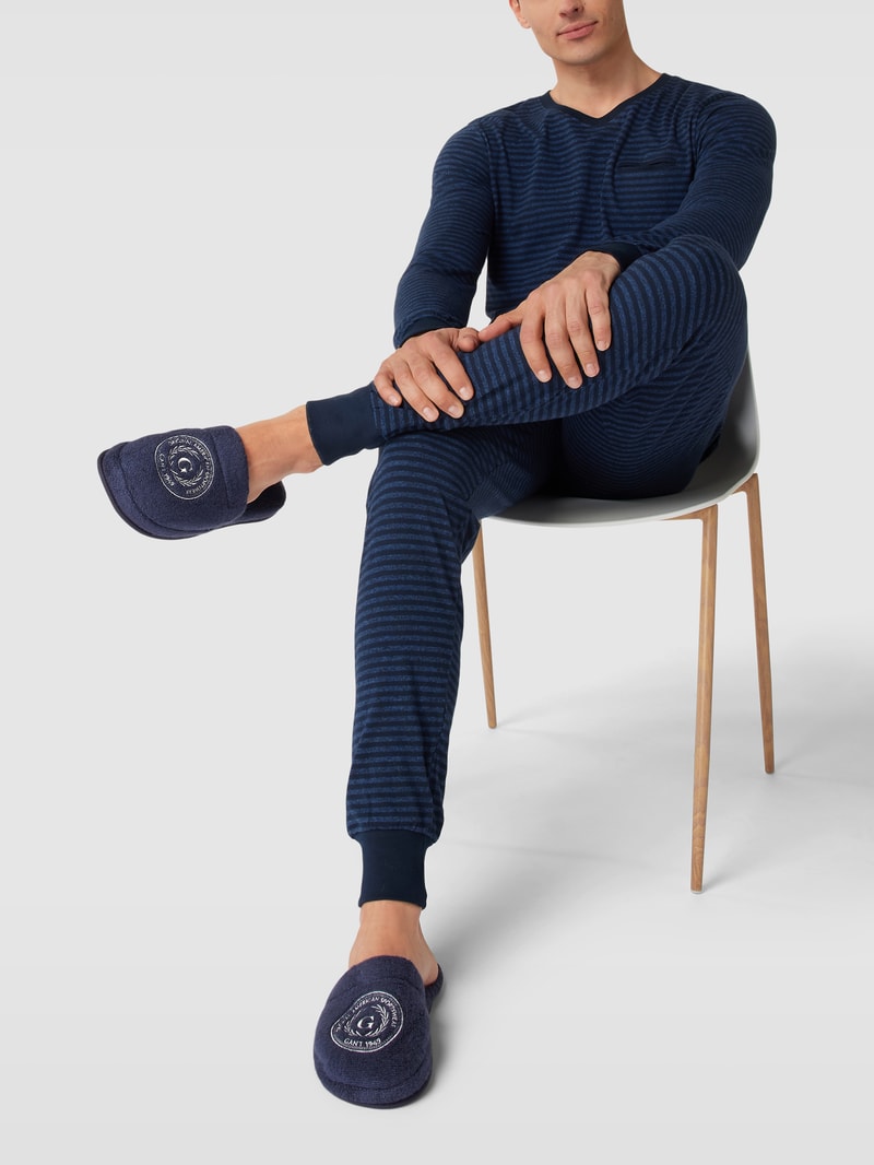 Hausschuhe mit Label-Stitching Modell 'CREST' in marineblau