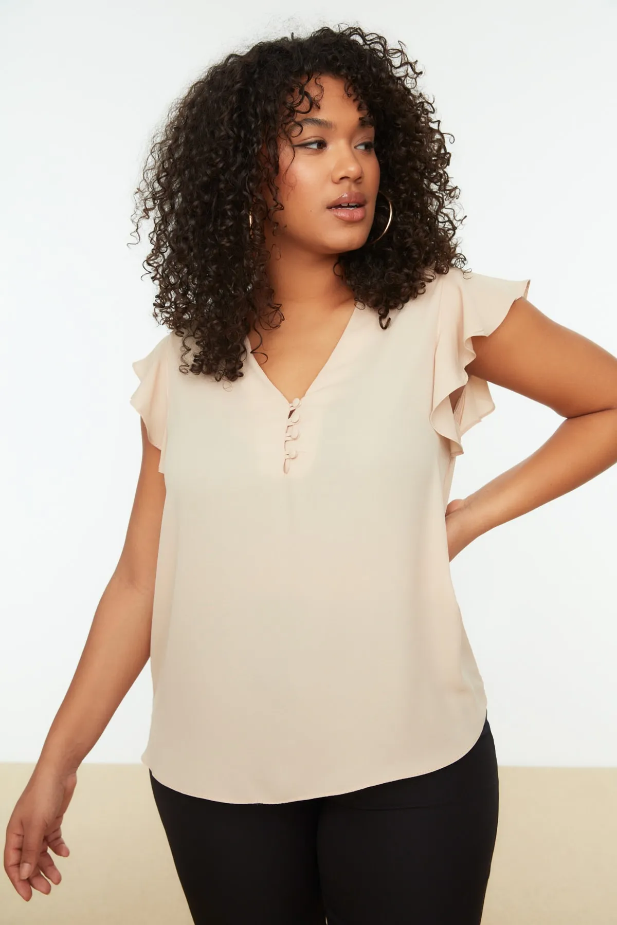 Trendyol Curve  Bluse mit gewebten Knöpfen in Steinoptik TBBSS22BZ0714