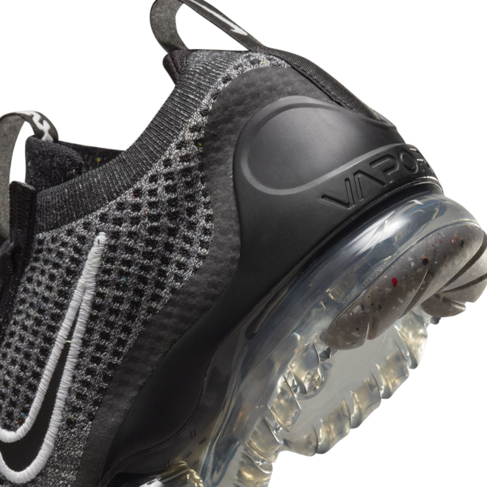 Nike Air VaporMax 2021 Flyknit GS DB1550-006 / schwarz