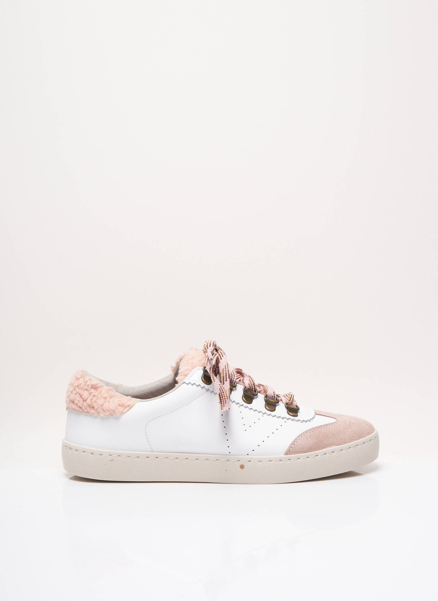 Victoria Baskets Femme couleur rose