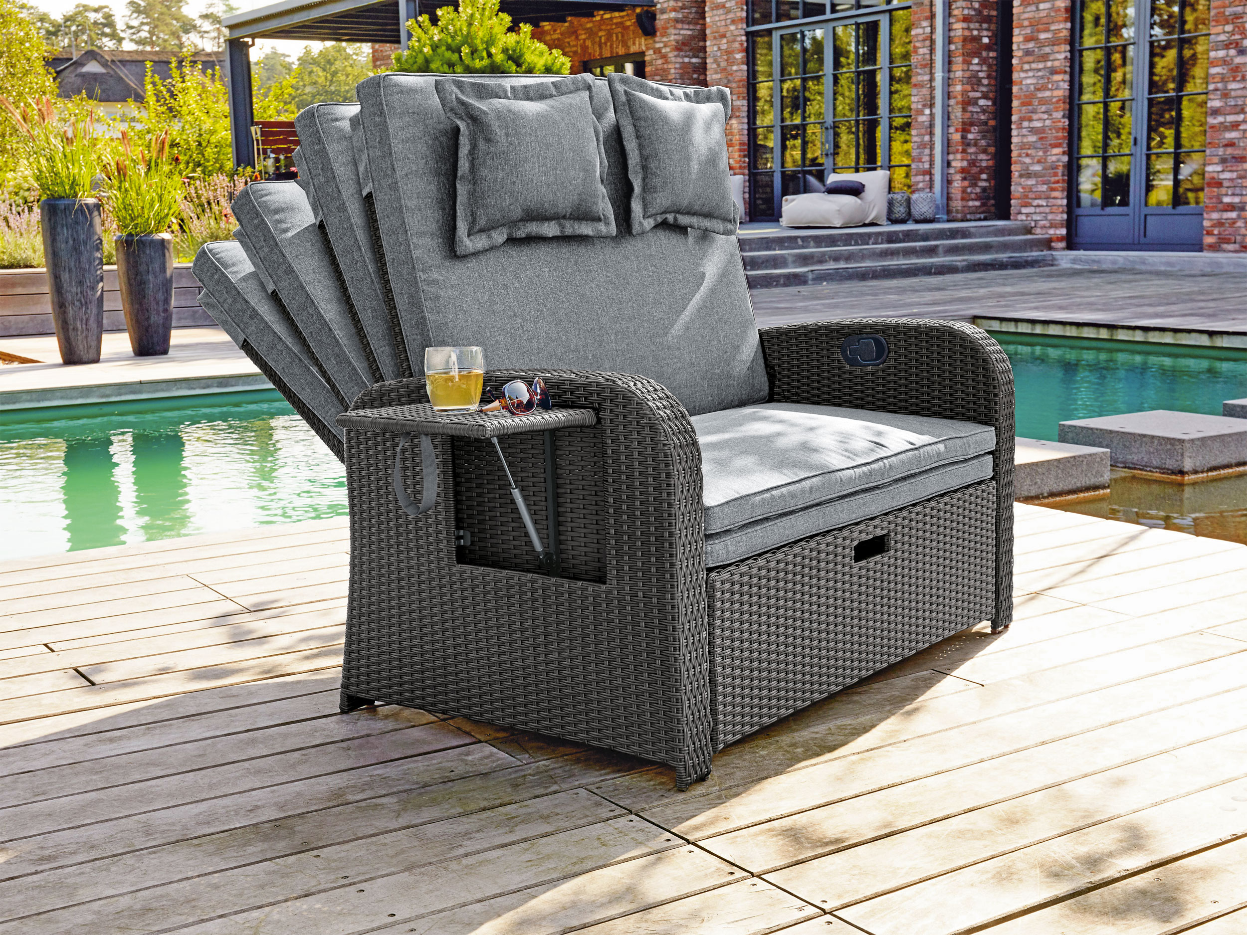 OUTDOOROutdoor Sofa-Bett variabel