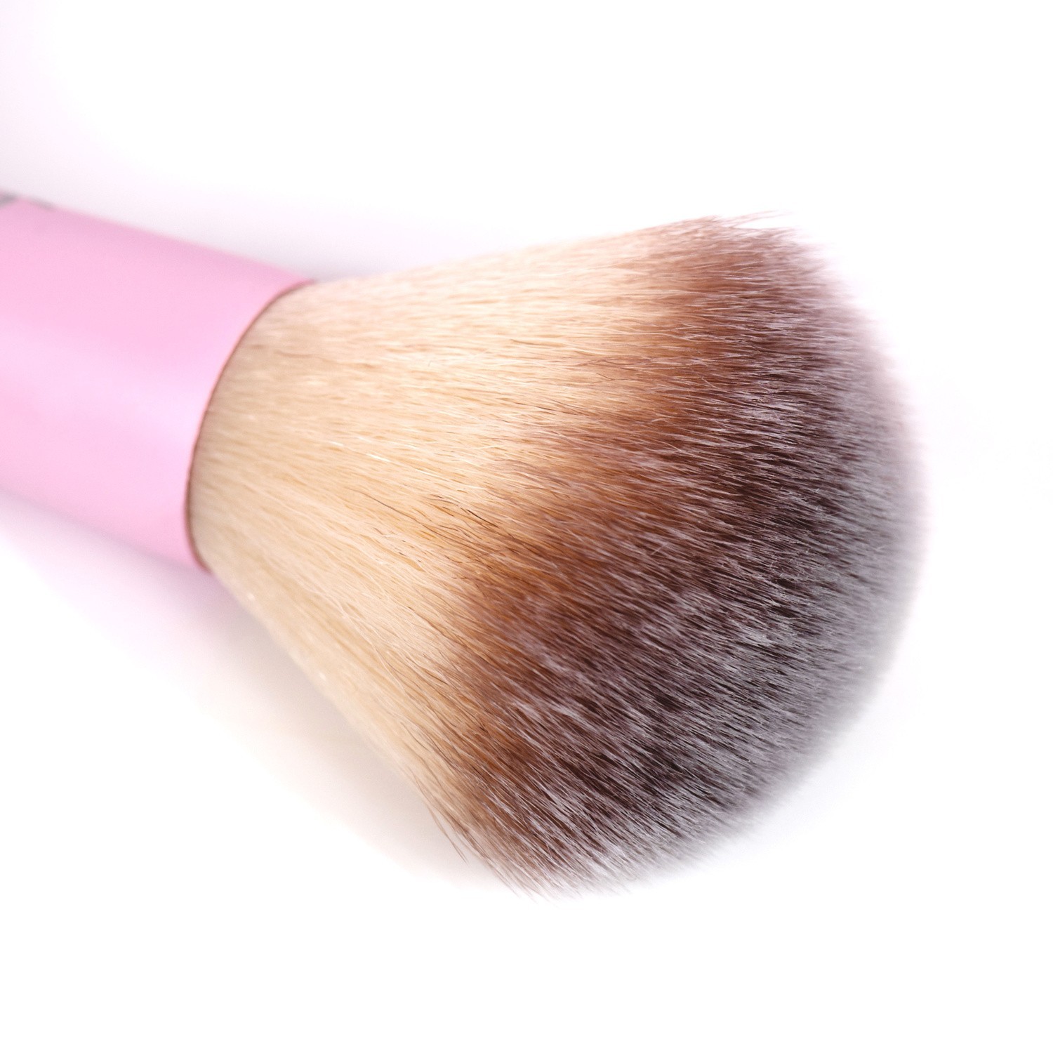 Brushworks HD kist za rumenilo s ružičastim uzorkom