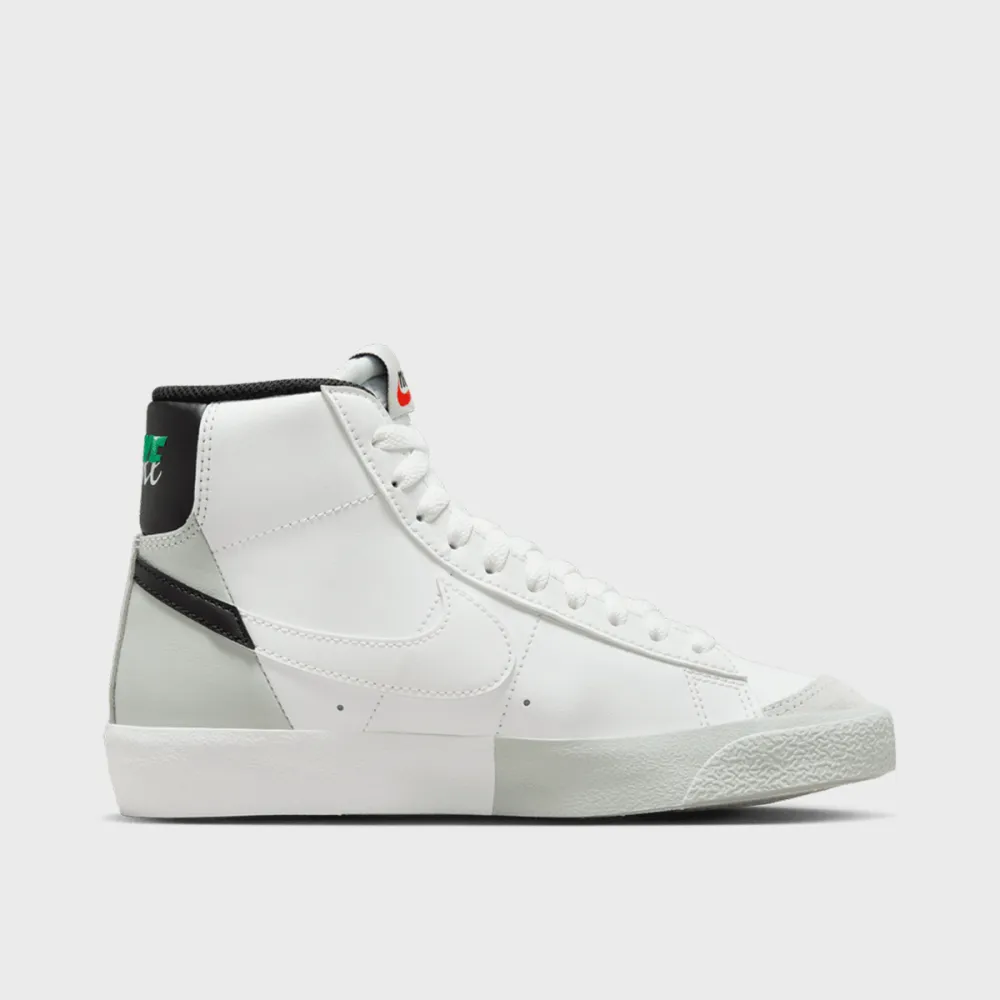 Nike Blazer Mid 77 SE GS FN6937-100 / weiss