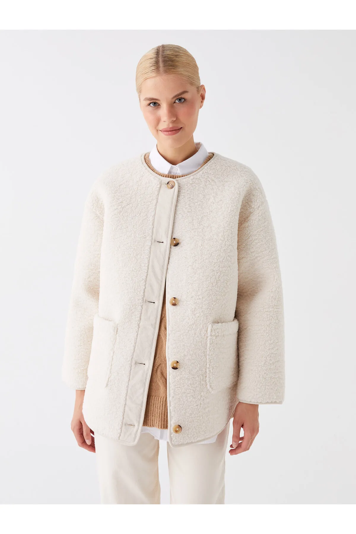 LC Waikiki  Einfarbiger Teddymantel mit Rundhalsausschnitt für Damen