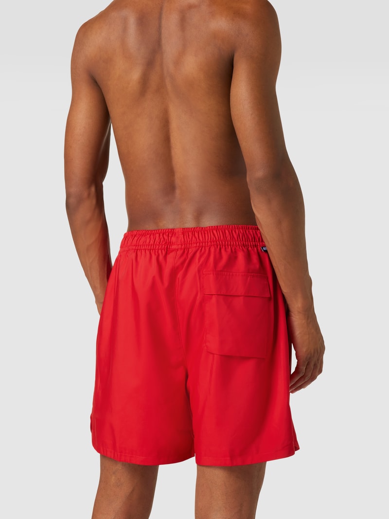 Shorts mit Label-Print in rot
