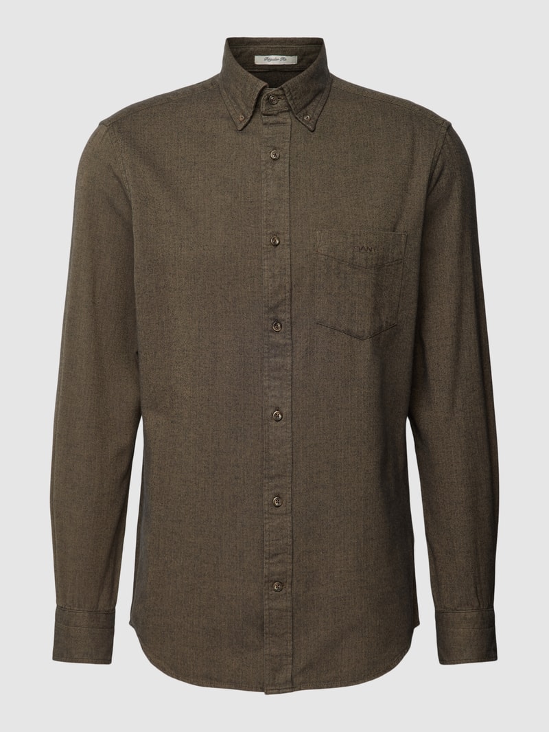 Regular Fit Freizeithemd mit Label-Stitching Modell 'HERRINGBONE' in olivgrün