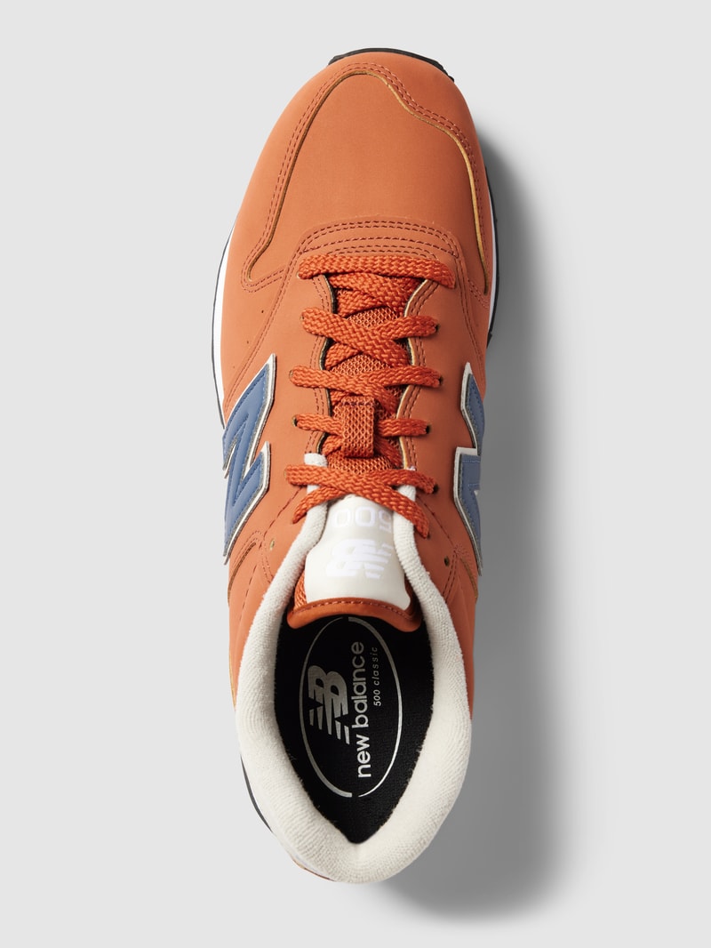 Sneaker mit Label-Detail in dunkel orange