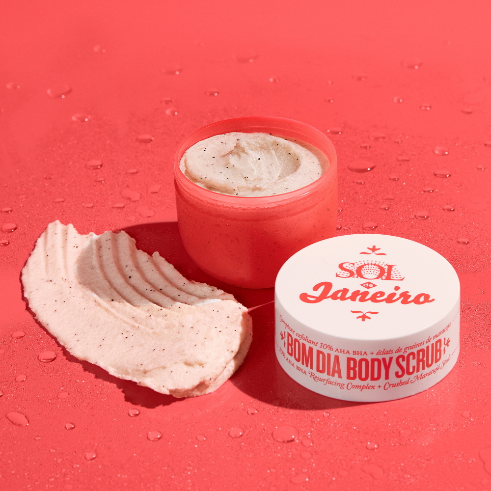 sol de janeiro Bom Dia Body Scrub 10% AHA BHA Resurfacing Complex + Crushed Maracujá Seeds Exfoliant corps