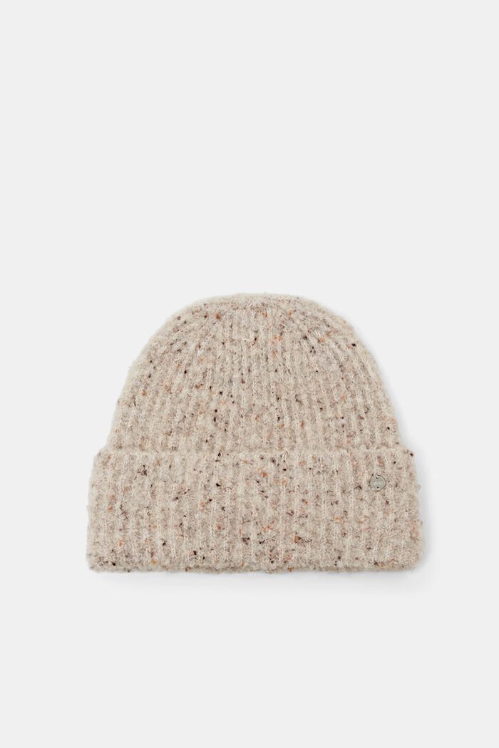 Beanie aus geripptem Bouclé