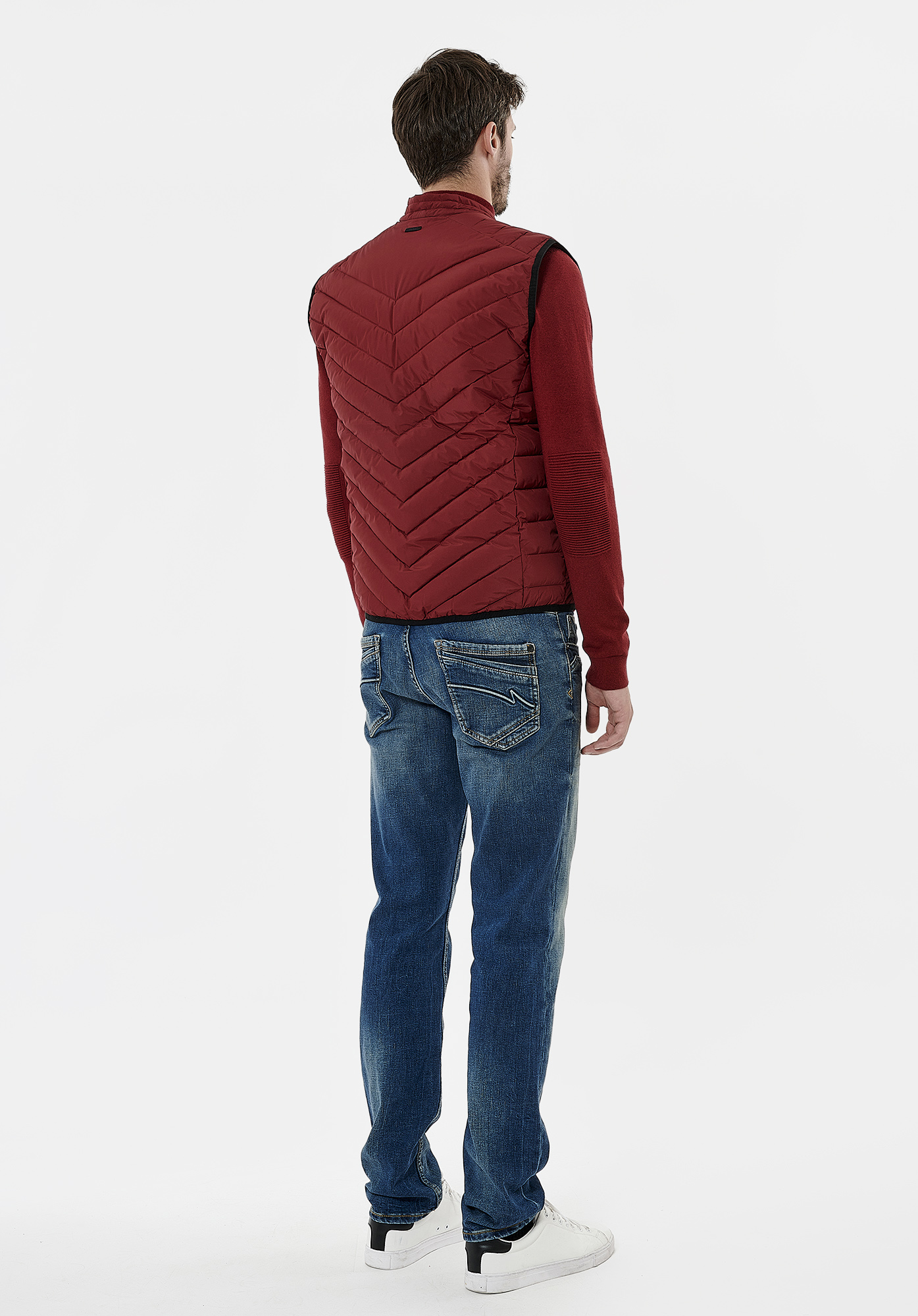 SONA   Doudoune fine bordeaux homme
