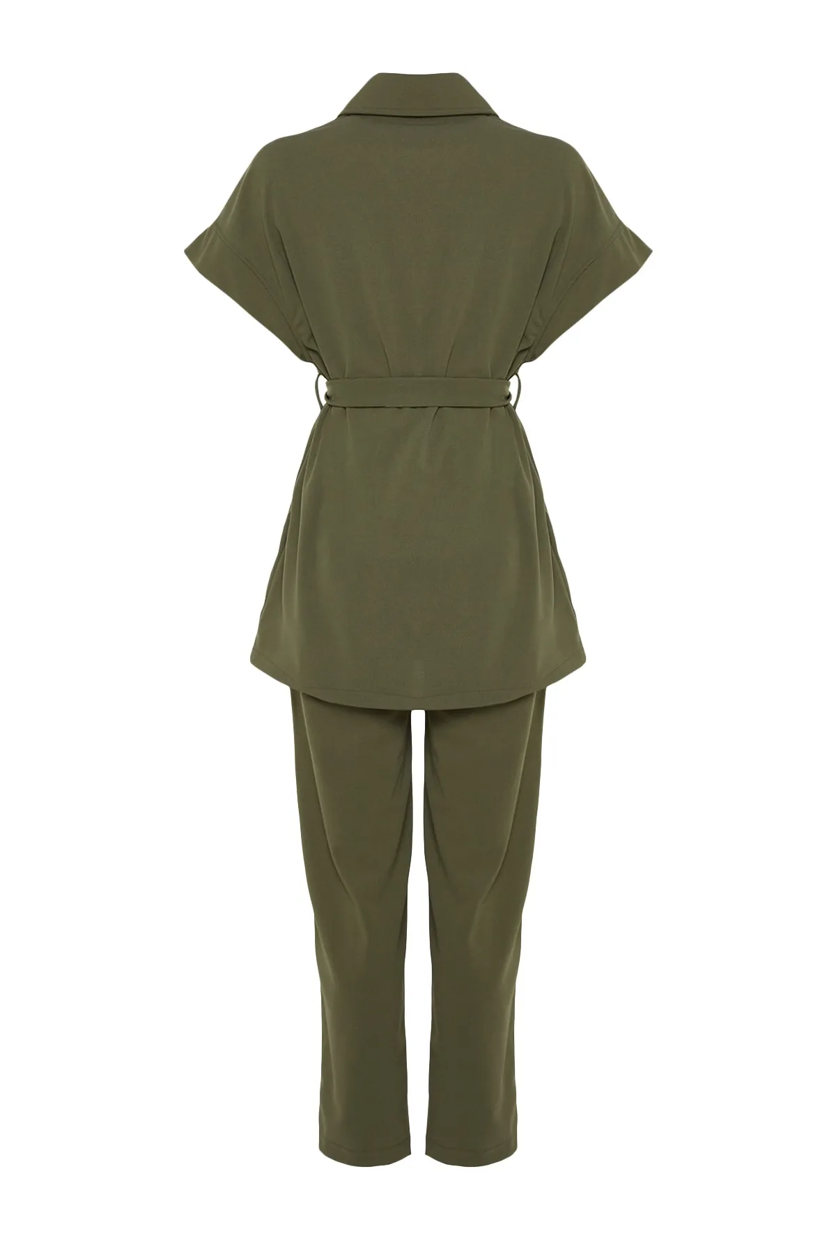 Trendyol Modest  Khakifarbenes Set aus Strickweste und -hose – mit goldenen Knöpfen TCTAW22US0062