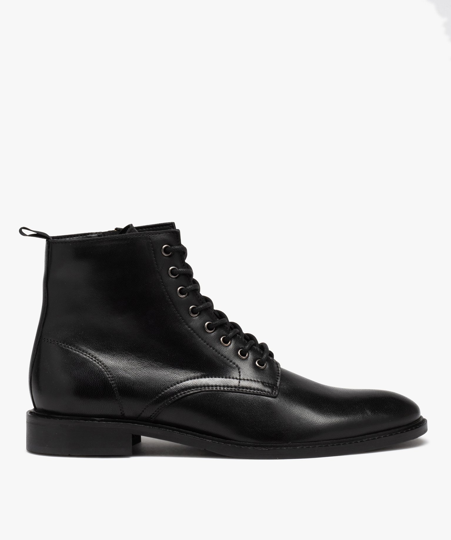 Boots homme en cuir uni bout amande noir | GEMO