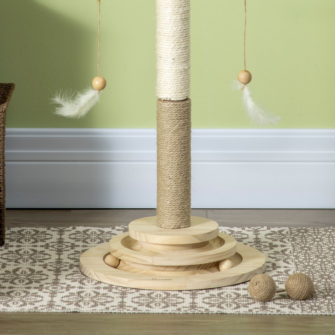 PawHut Kratzbaum, Kletterbaum, Katzenkratzbaum mit Ballspielzeug, Katzenbaum