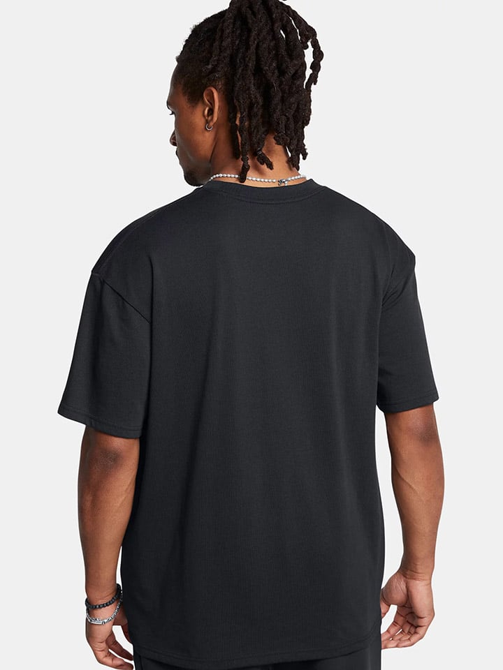 Under Armour Shirt in Schwarz günstig kaufen