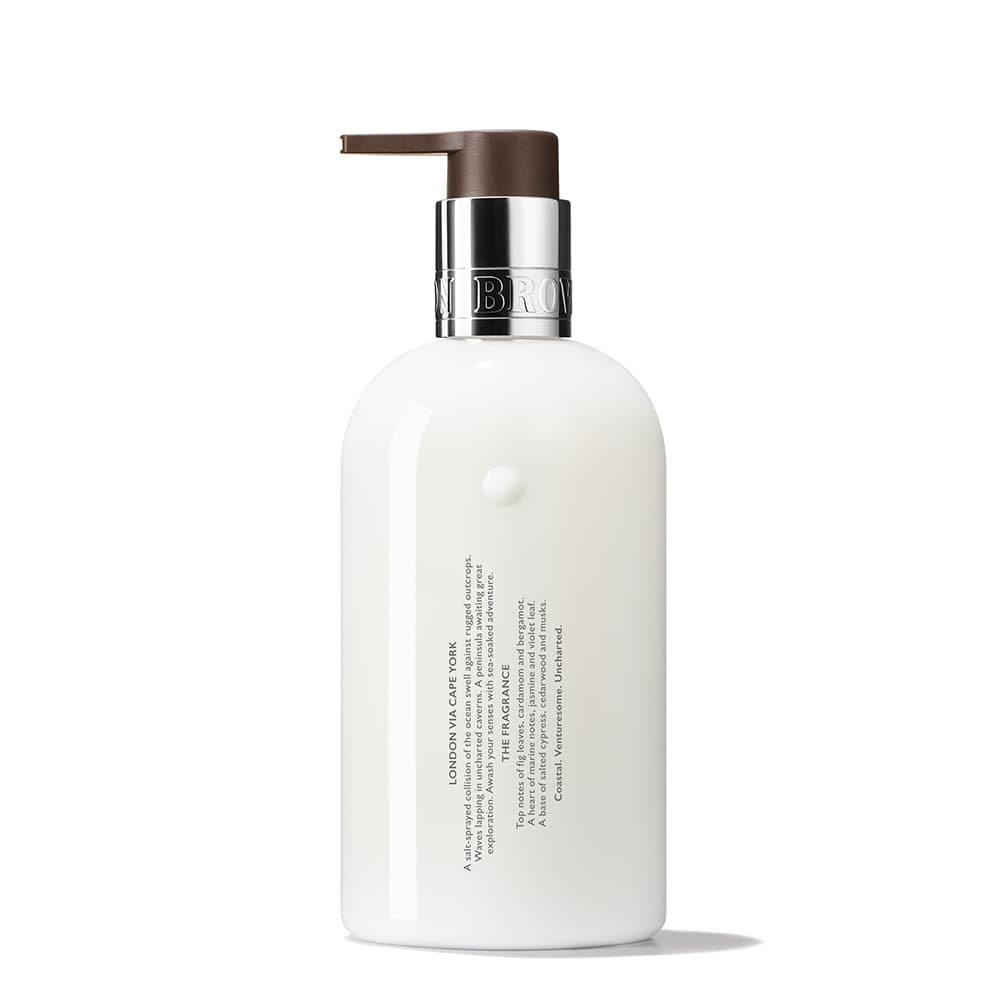 Molton Brown Handpflege Coastal Cypress & Sea Fennel Hand Lotion