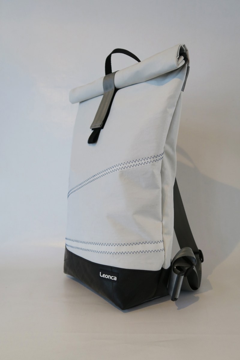 LEONCA Handtaschen weiss Rollrucksack Segel L