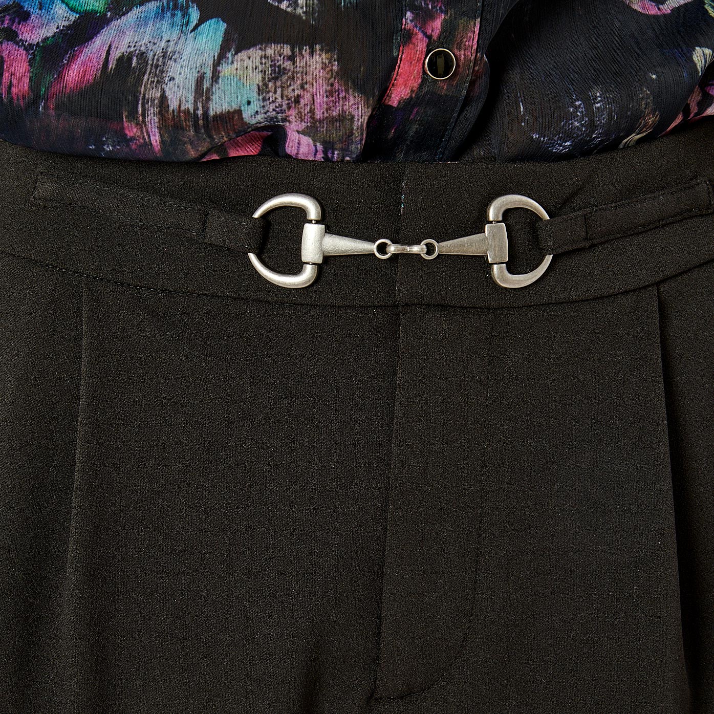 PUSHA  Short noir femme