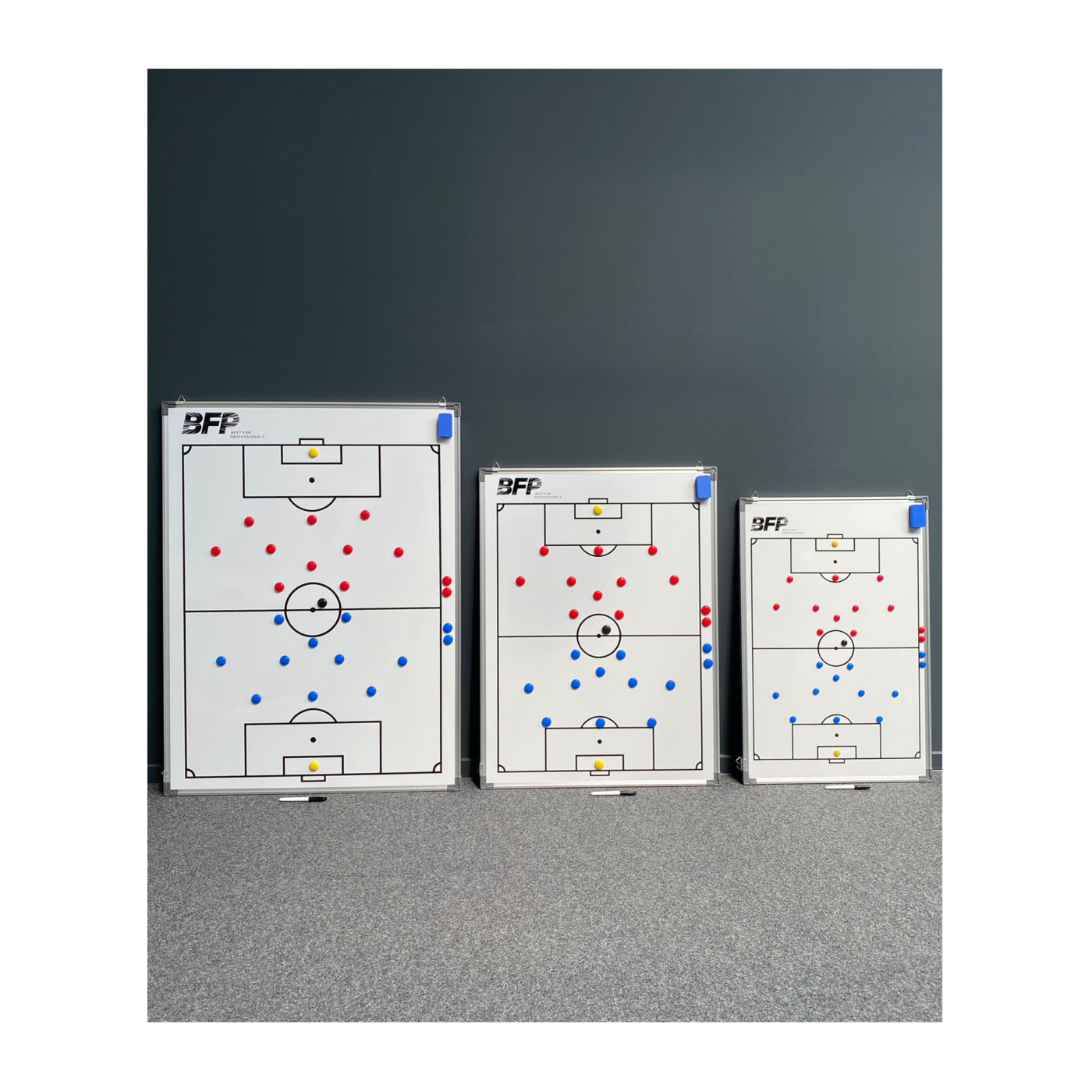 BFP Taktikboard 90x120 cm | Fußball Taktiktafel inkl. Tasche und Magnete