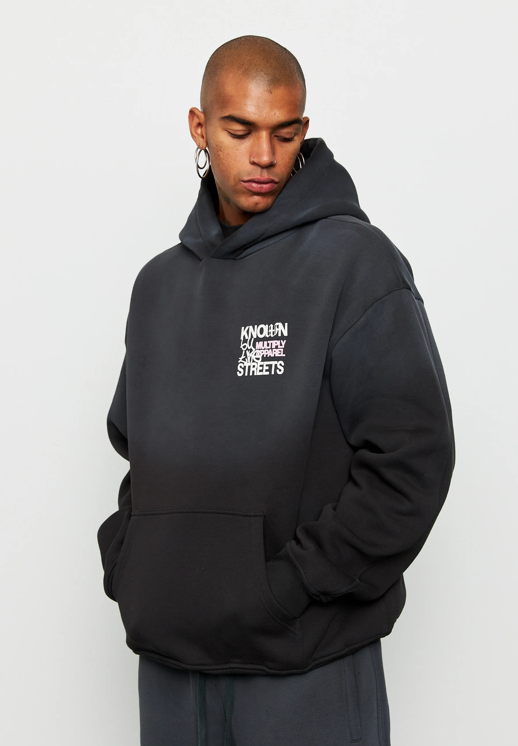Sudadera Multiply Apparel OVERTamaño KNOWN