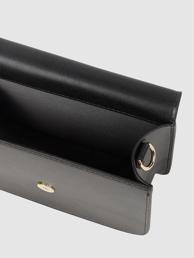 Crossbody Bag in Leder-Optik Modell 'Nees' in schwarz