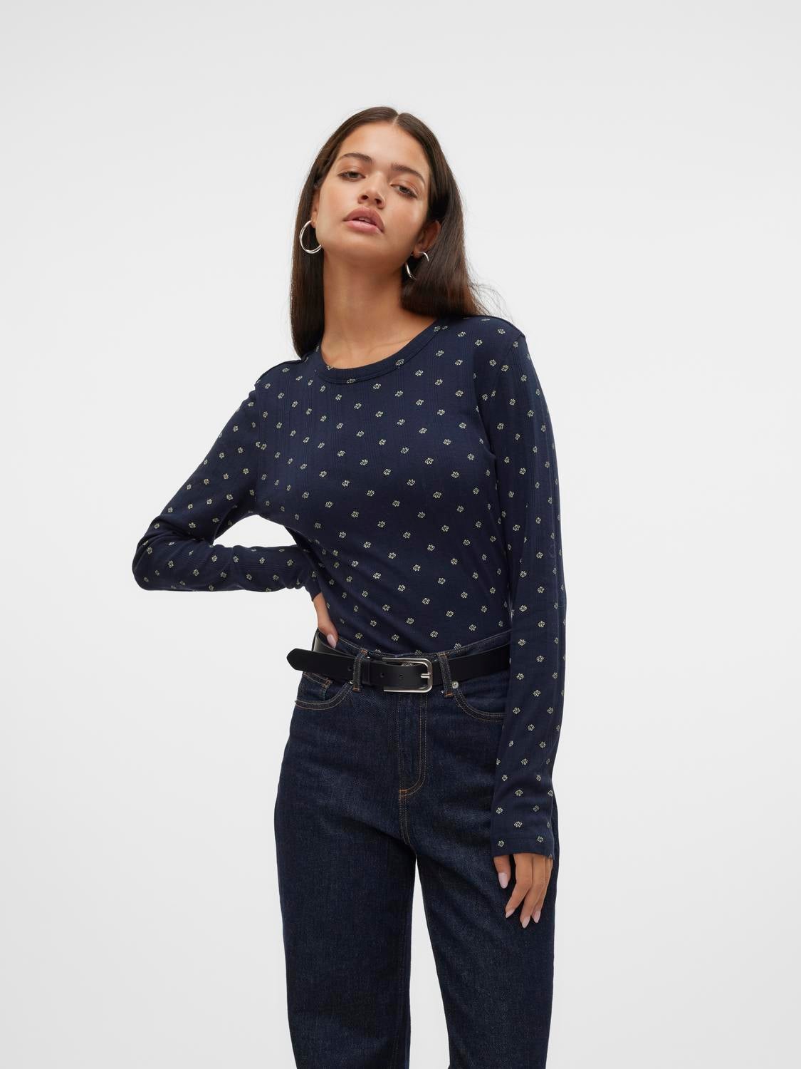 VMTHERESE Top
