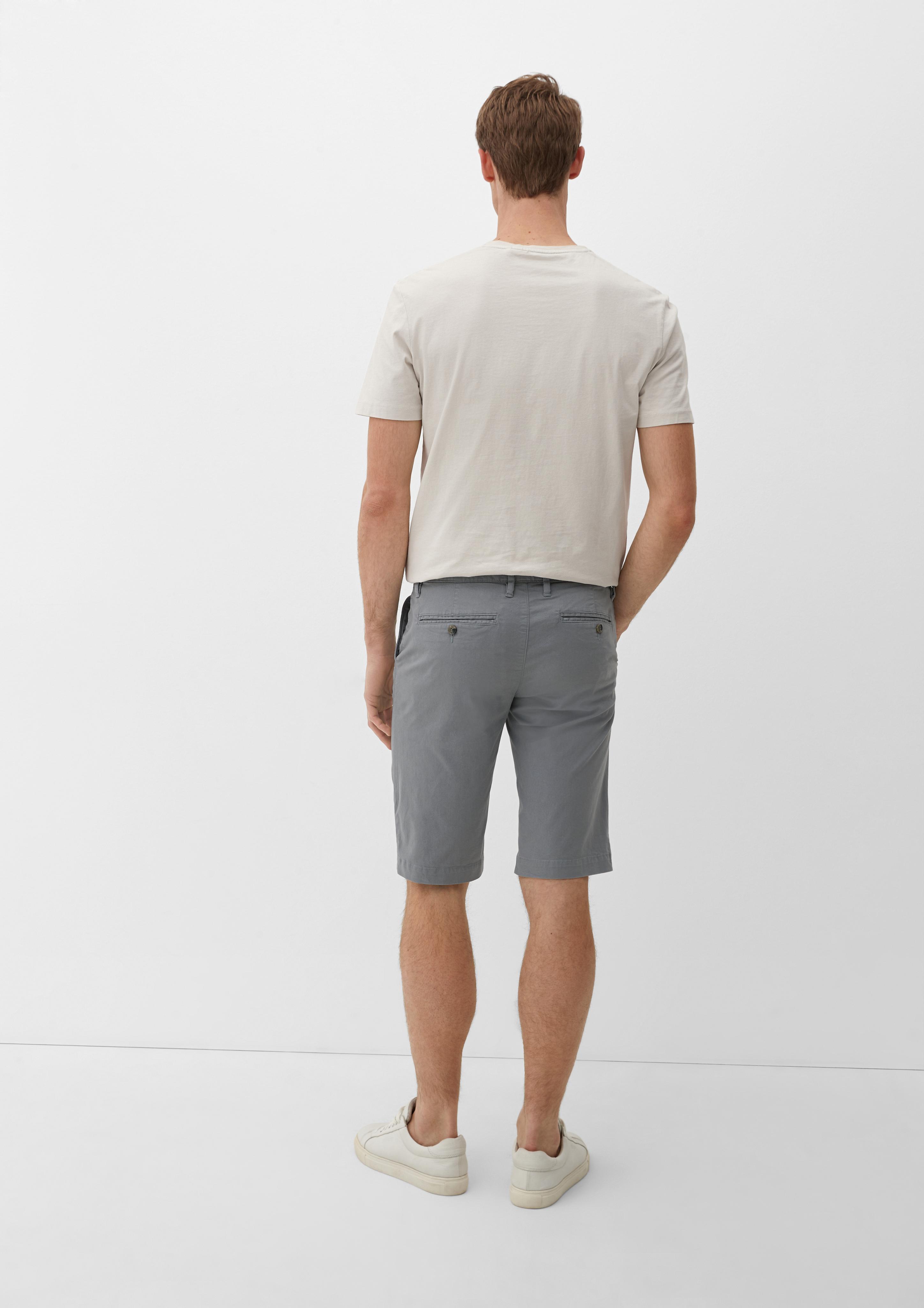 Slim: Bermuda-Chino  2132920-9500