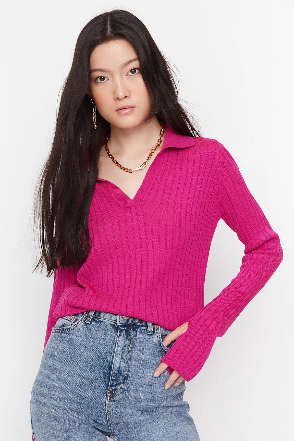 Trendyol Collection  Fuchsiafarbener Strickpullover mit Rollkragen TWOAW21KZ1113
