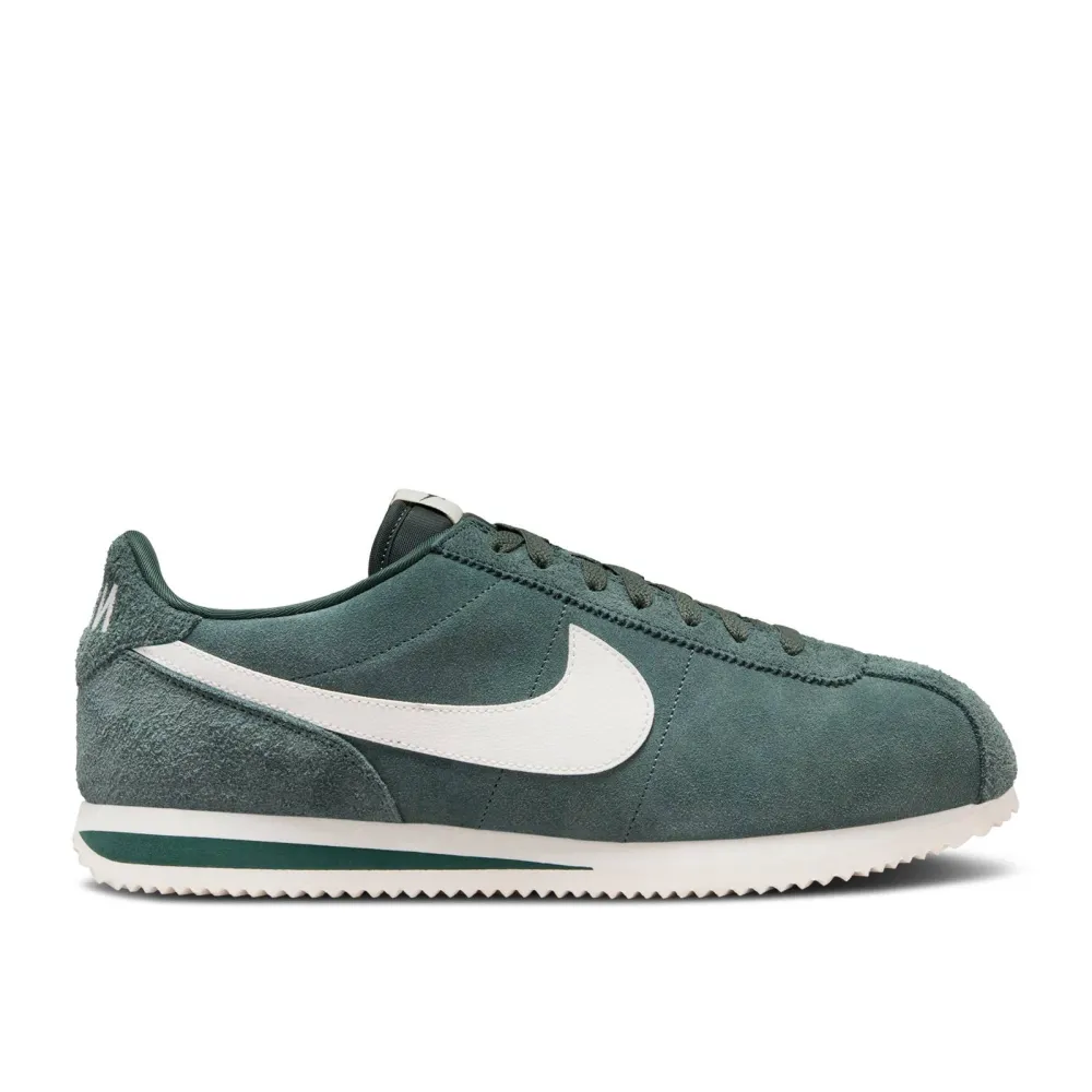 Nike Cortez FZ3594 338 / grün