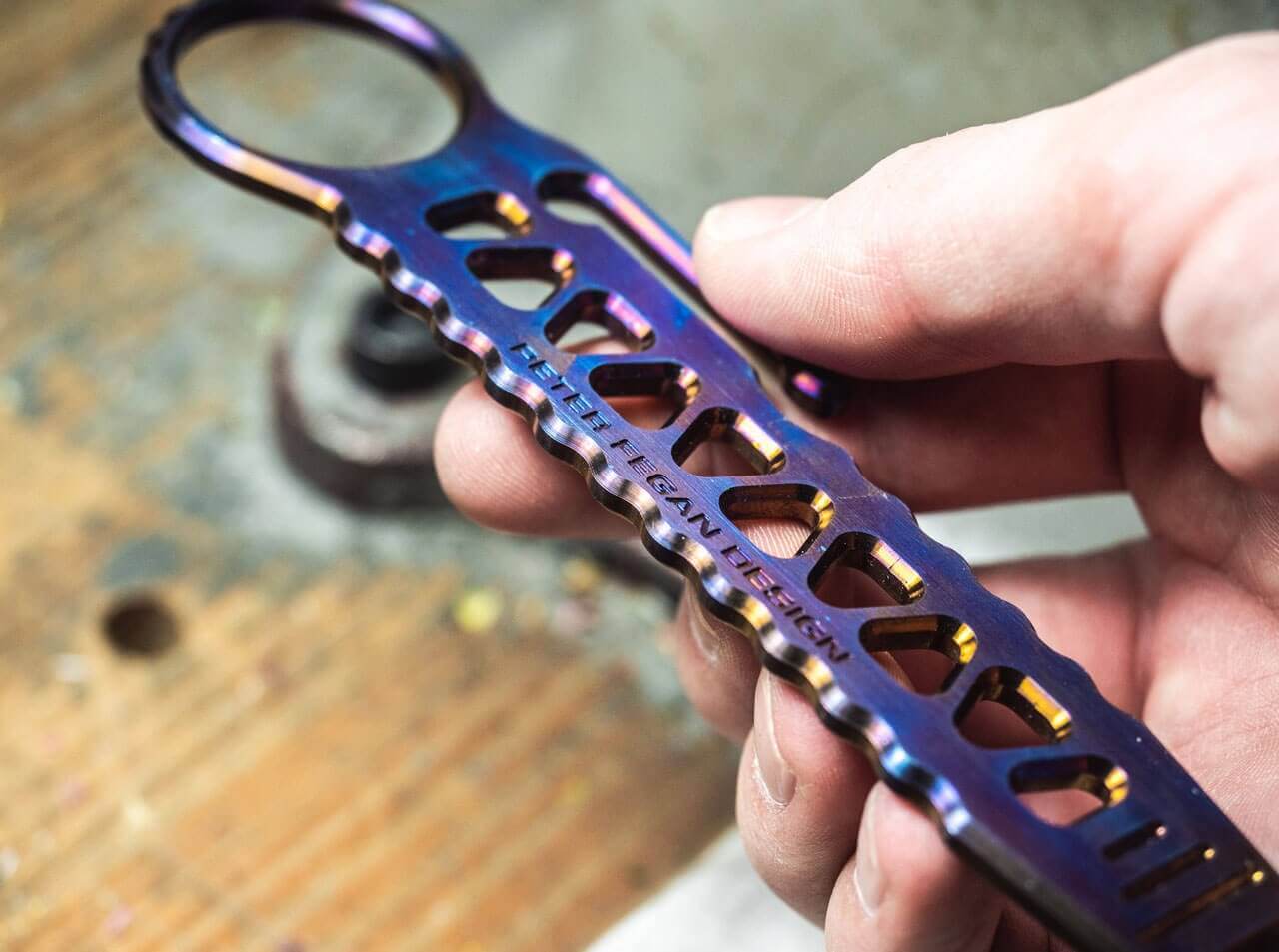 Tango Bar Titanium