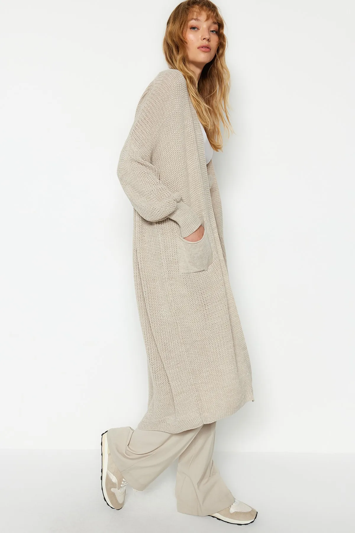 Trendyol Collection  Stone Maxi Basic Strick-Cardigan TWOAW24HI00096