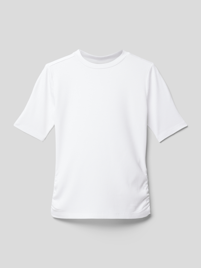 T-Shirt in Feinripp-Optik in weiß