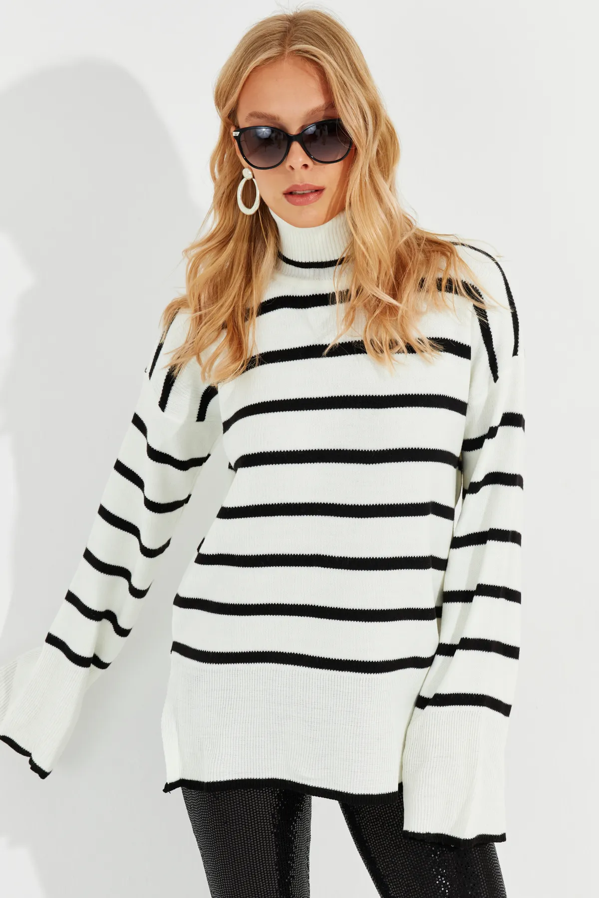 Cool & Sexy  Pullover - Ecru - Regular Fit