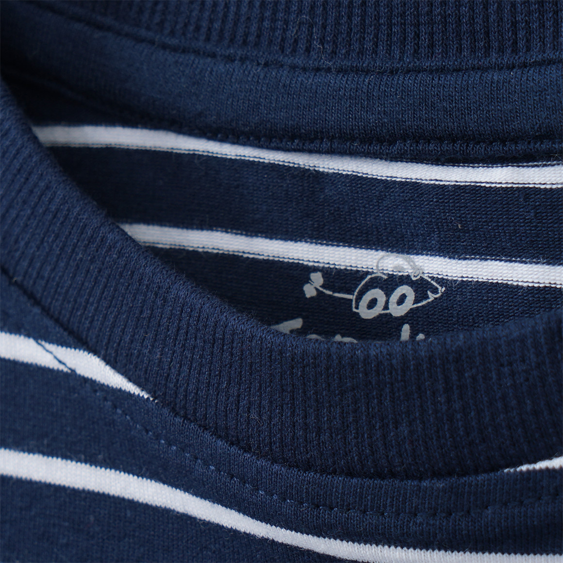 Kinder Langarmshirt mit Radlader-Applikation