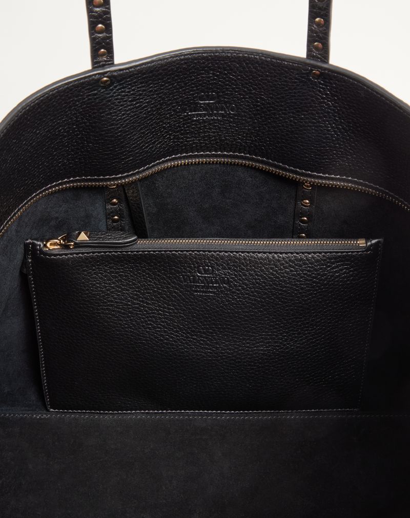 Bolsa Valentino Garavani Rockstud Shopping Bag em couro de bezerro granulado