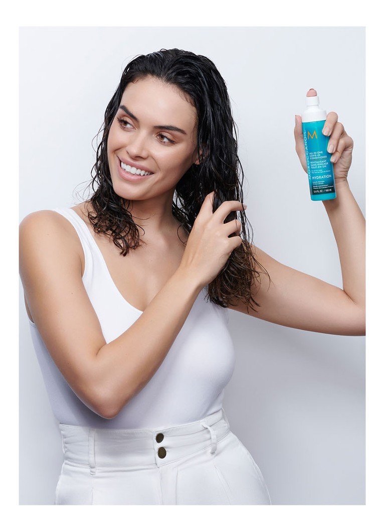 Balsam de păr Moroccanoil All-in-One fără clătire - fixativ hidratant
