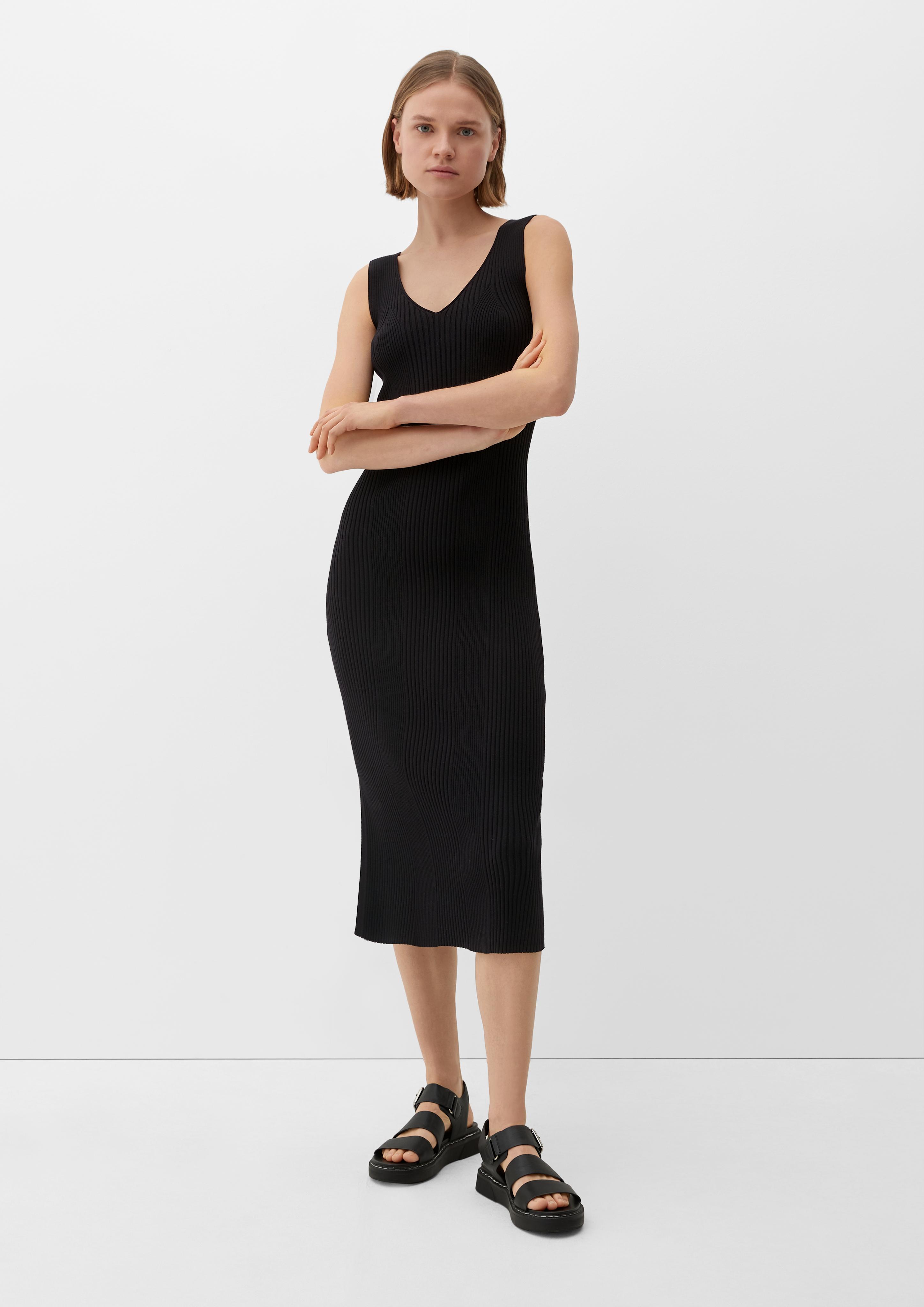 Maxi-Kleid mit Rippstruktur  2129894-9999
