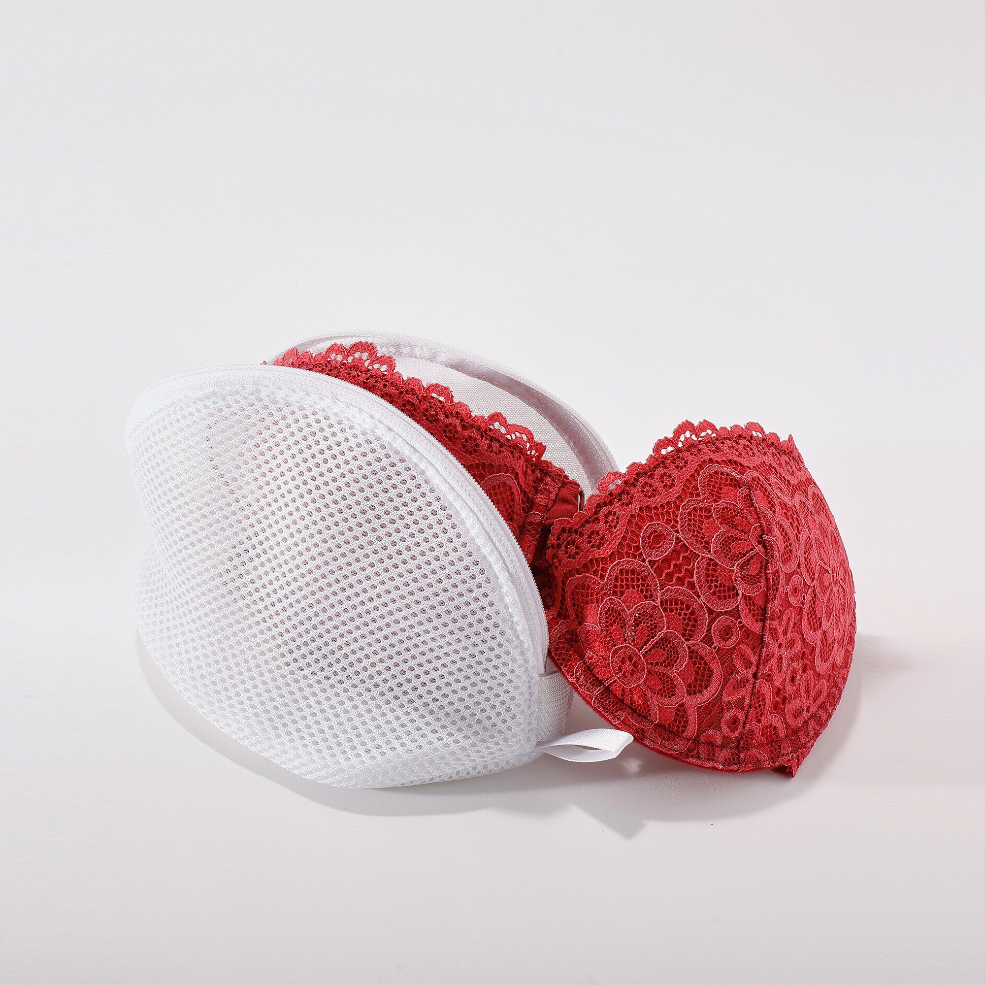 Filet blanc spécial soutien-gorge